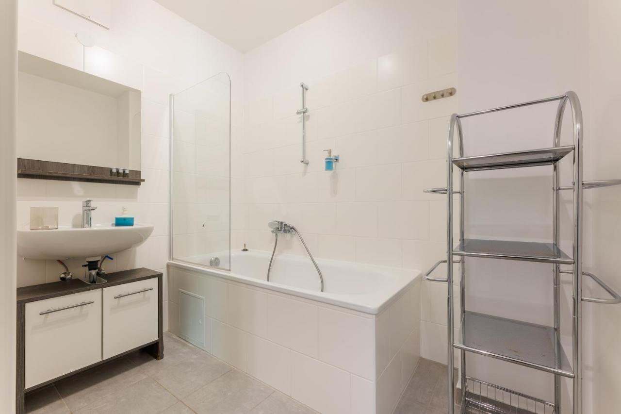 Home In Vienna By Oberlaa Therme - 15 Min To The City Center エクステリア 写真