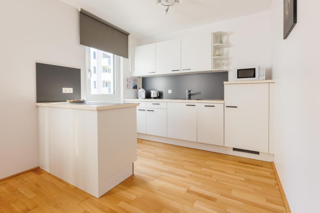 Home In Vienna By Oberlaa Therme - 15 Min To The City Center エクステリア 写真